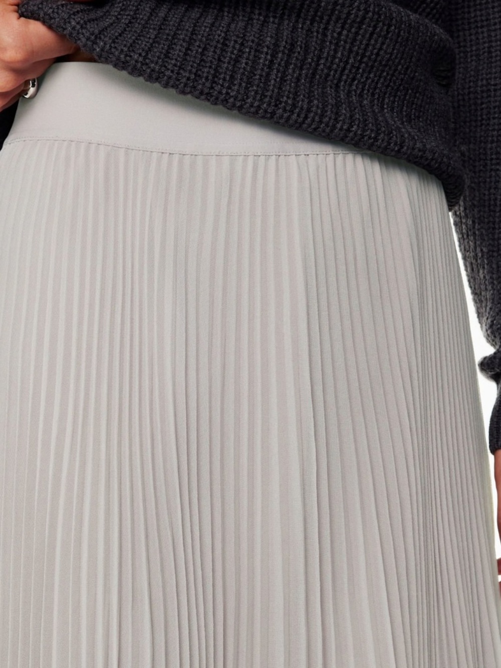 Aritzia Twirl Midi Skirt in morado grey - Picture 3 of 3